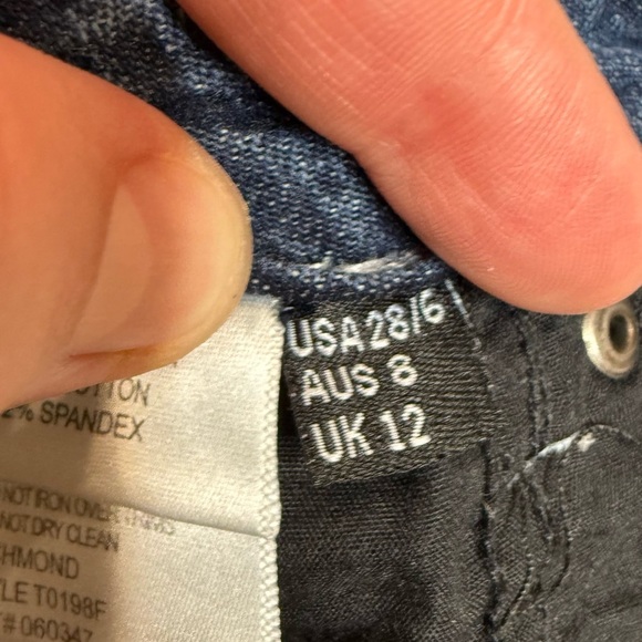 Women’s Size 6 28 waist Tru Luxe cuffed blue jeans straight leg - Picture 6 of 15